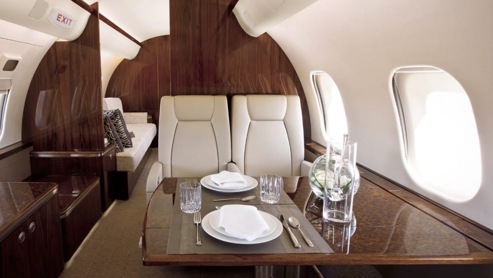 jet Bombardier Global 5000
